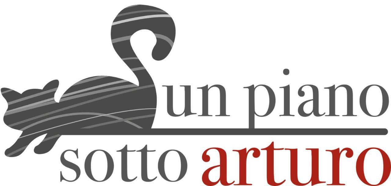 Un Piano Sotto Arturo Appartement Turijn Buitenkant foto